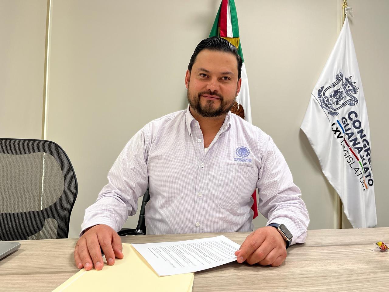 Christian Cruz Villegas. Fotografía Carmen Pizano