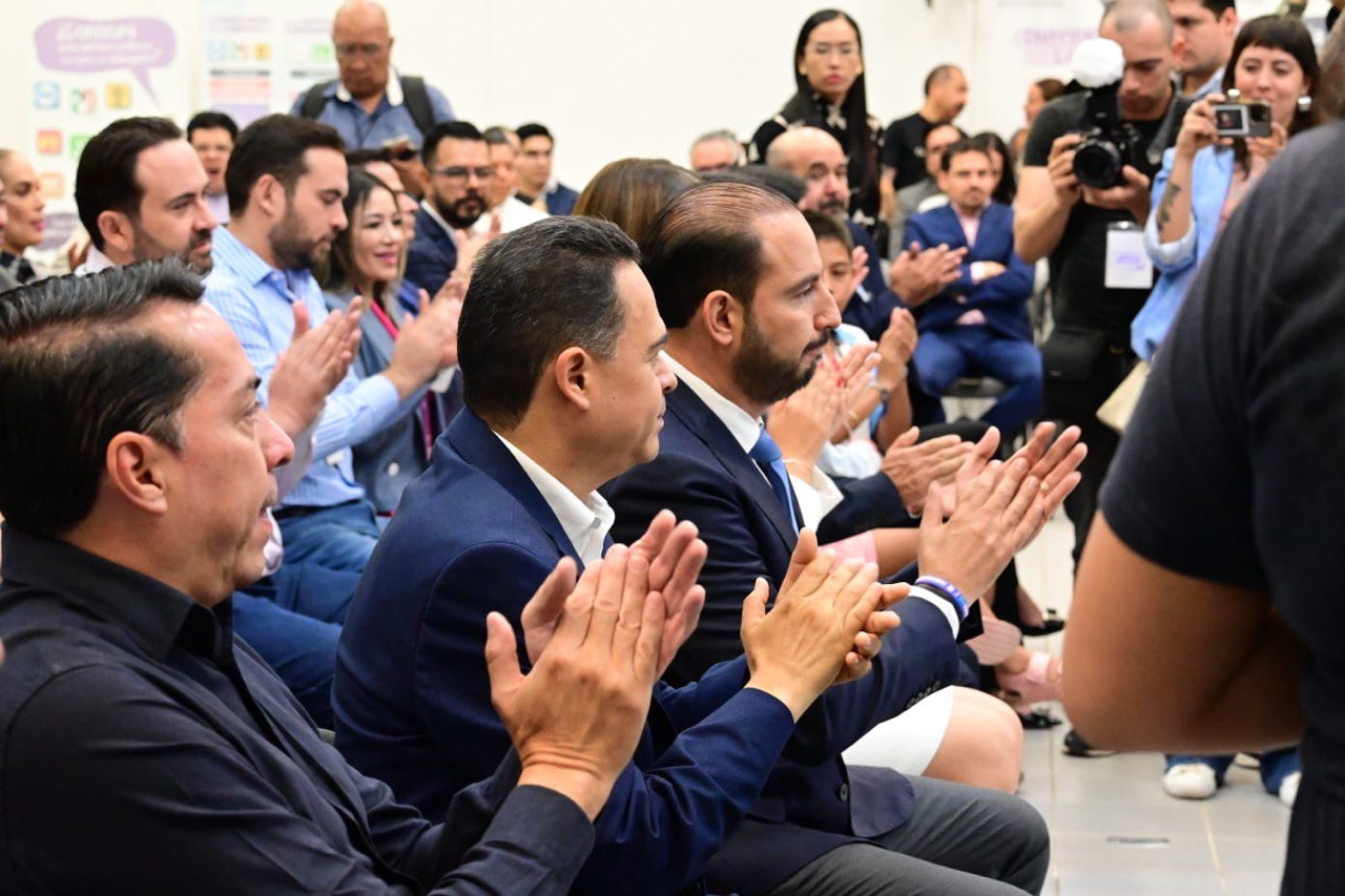 Los mejores lugares reservados para los varones que acompañaron a Libia García