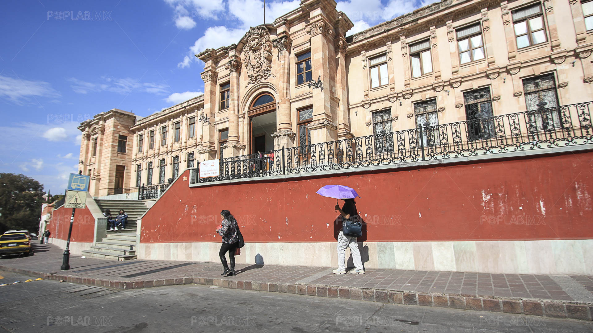 Foto: Juan José L. Plascencia Benemérita y Centenaria Escuela Normal Oficial