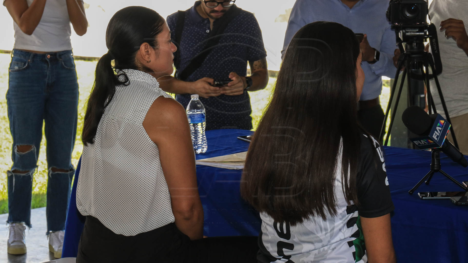 Vanessa Moreno y Dana en conferencia de prensa. Foto: Juan José Plascencia