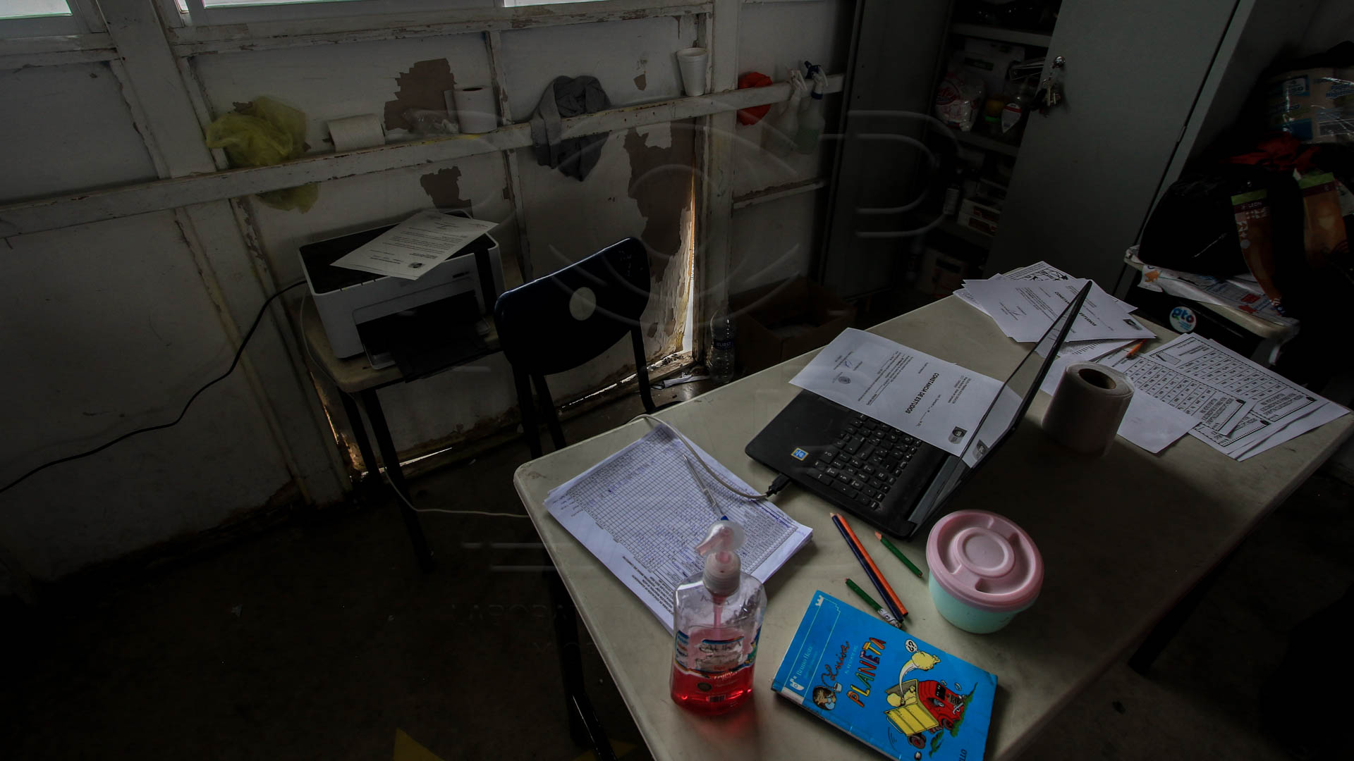 Profesores que trabajan por amor al oficio. Foto: Juan José Plascencia