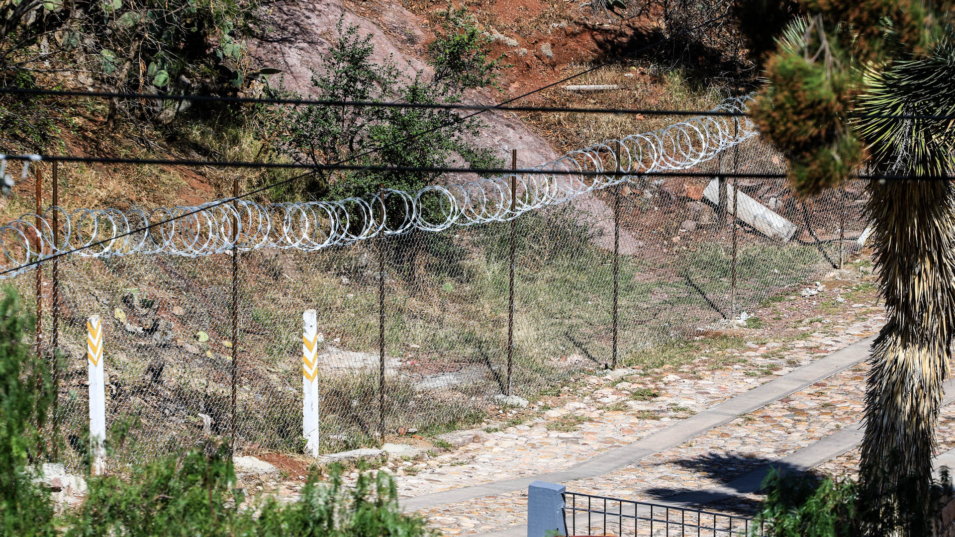 Avanza la delimitación del predio. Fotografía Juan José Plascencia