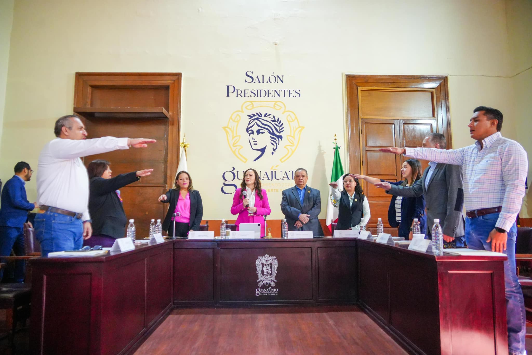 Foto: Especial Consejo Directivo del Instituto de Atención a las Mujeres