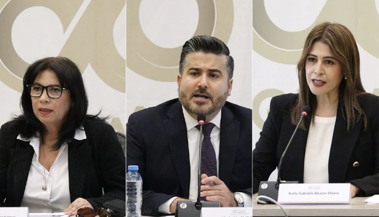 Ana Wendy Muñoz, Karla Gabriela Alcaraz y Efraín Alcalá