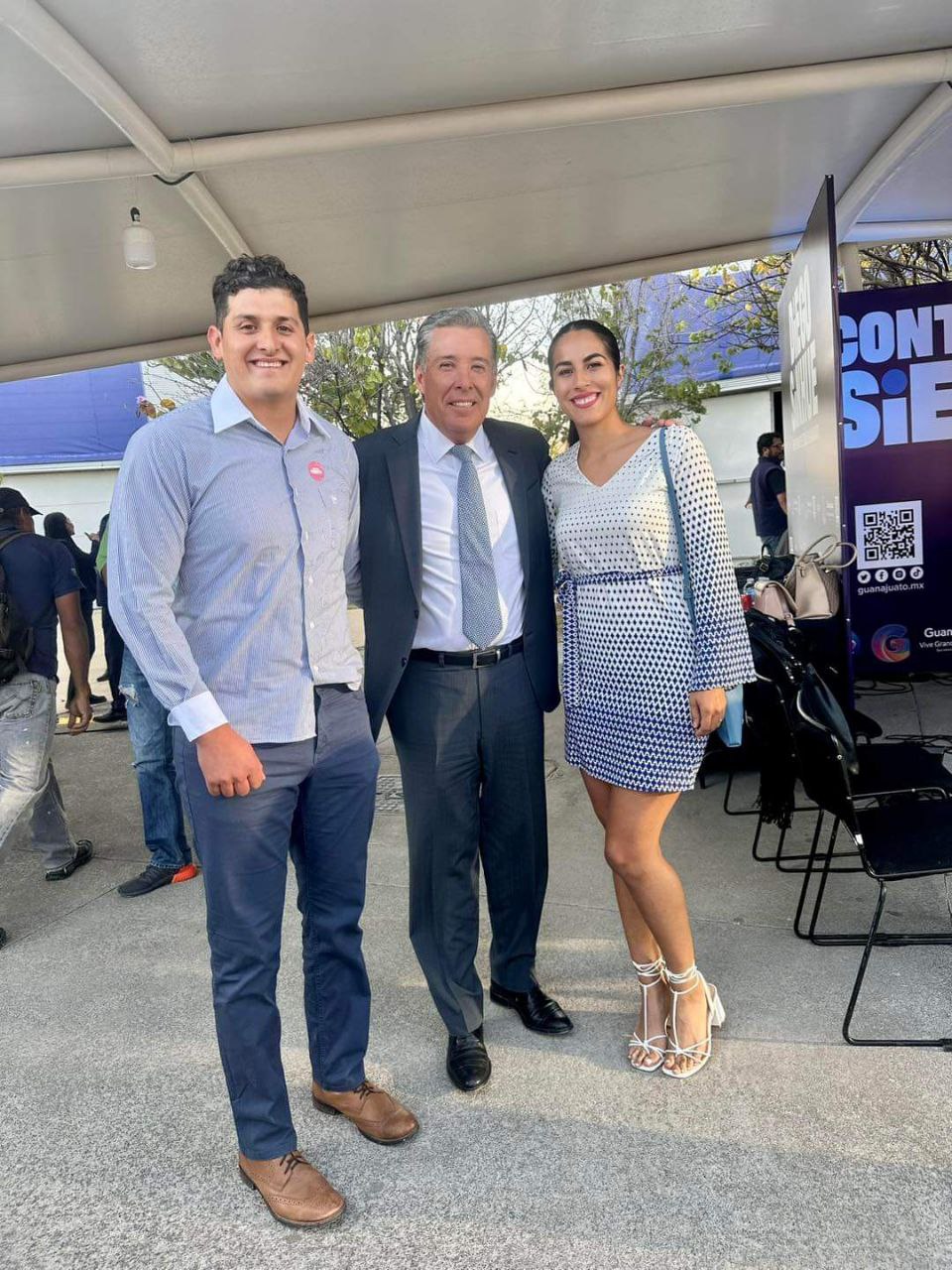 Andrés Villegas Arellano y el exgobernador Miguel Márquez durante el pasado informe de gobierno del gobernador Diego Sinhue Rodríguez. Foto: Especial